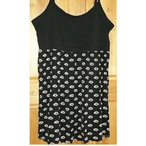 Torrid black dress with white lips size 1
